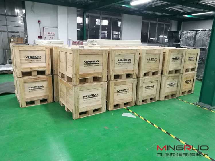 钣金机柜出口木箱包装-hgα030皇冠(中国)crown科技有限公司